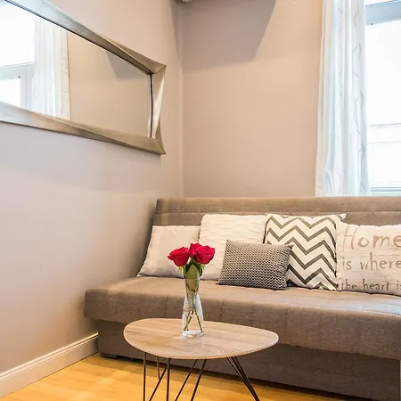 Downtown Apartament Belgrad